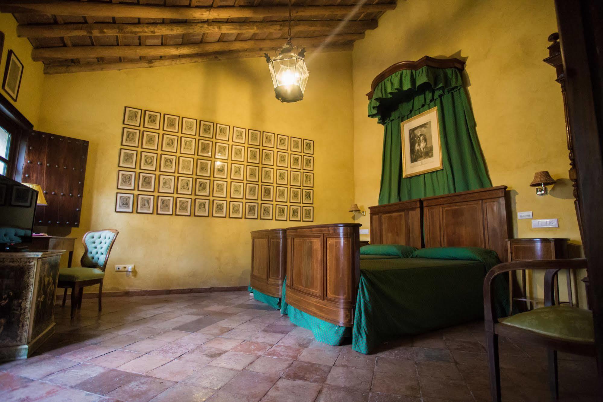 Hostal El Rincón de San Benito Cazalla de la Sierra Exterior foto