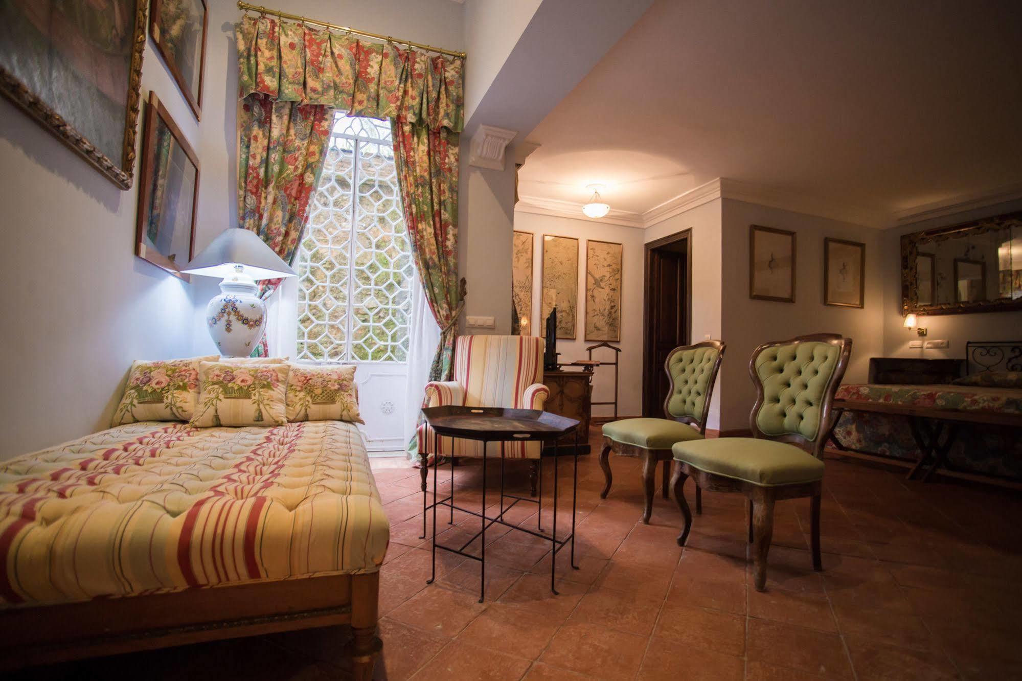 Hostal El Rincón de San Benito Cazalla de la Sierra Exterior foto